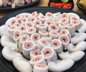 Câu hỏi về việc làm giả lòng se điếu