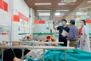 Tình hình cấp cứu tại Bệnh viện Bạch Mai