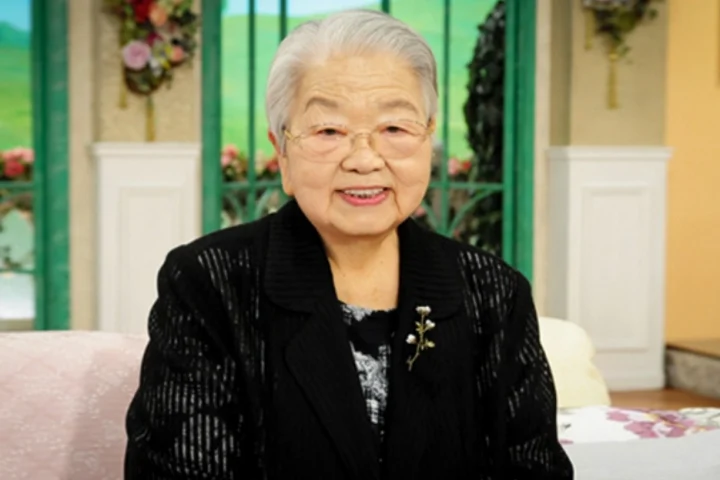 Bí Quyết Sống Khỏe Mạnh của Hisako Yoshizawa